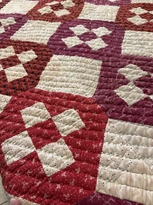 VTG Quilt Hand Pieced c.1880 72”x74” Red Horseshoe - Bild 1 von 19