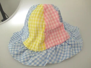 Sombrero de sol vintage de guinga para bebé hecho a mano - Imagen 1 de 8