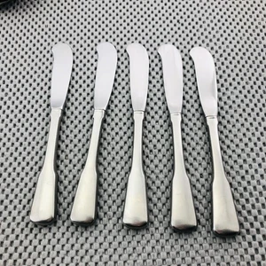 Oneida Stainless American Colonial 5 Butter Knives Spreaders 6 3/8 in - Lot of 5 - Picture 1 of 5