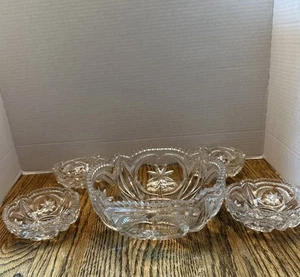 EAPG 1908 Union Stopper Co Unique Feathered Star Bowl 8.75"chip 4 Berry Bowls - Picture 1 of 10