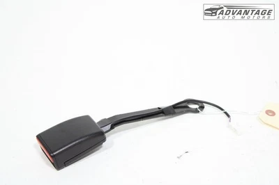 2017-2023 NISSAN MURANO ПЕРЕДНИЙ ПРАВЫЙ ПАССАЖИРСКИЙ БОКОВОЙ РЕМЕНЬ БЕЗОПАСНОСТИ ПРЯЖКА OEM - Изображение 1 из 4