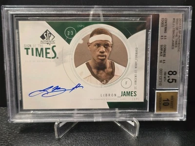 2010-11 SP Authentic Sign of the Times LEBRON JAMES #SLJ BGS 8.5 AUTO 10 - Image 1 of 2