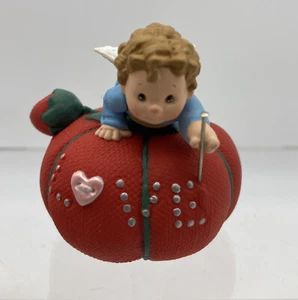 Vintage 1997 LOVE TO SEW ANGEL Christmas Hallmark Keepsake Ornament  - Picture 1 of 11