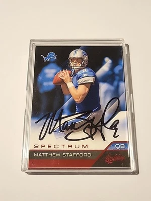 Matthew Stafford Hand-Signed Auto 2011 Panini Absolute Memorabilia Spectrum #36 - Image 1 of 4
