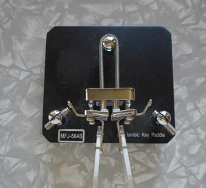 MFJ-564, PADDLE, IAMBIC DUAL PADDLE BLACK BASE SELF ADJUSTING NON-SKID - Picture 1 of 14