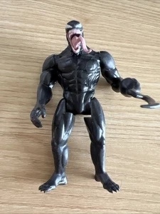 Marvel Venom Actionfigur mit abnehmbarem Arm 4" - Bild 1 von 6