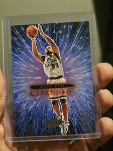 1998-99 SkyBox Metal Universe Linchpins #4 Grant Hill 🔥📈 SUPER RARE INSERT! 🔥 - Picture 1 of 24