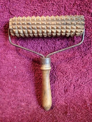 ANTIQUE HANDMADE WOOD KITCHEN TOOL  ROLLER SWEDEN SWEDISH FOLK ART - Image 1 of 4