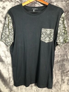 2 Men Men’s Pocket Tee Shirt Two Toned Black Yellow Geo Print Shirt Size L - Picture 1 of 8
