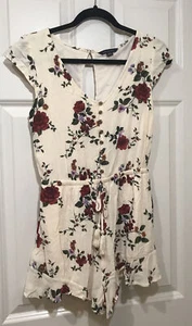 American Eagle Romper/Jumper Shorts Buttons Ivory Red Flowers Size S - Picture 1 of 4