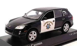 Minichamps 1/43 Scale 400 066291 - Porsche Cayenne Police - Highway Patrol - Picture 1 of 5