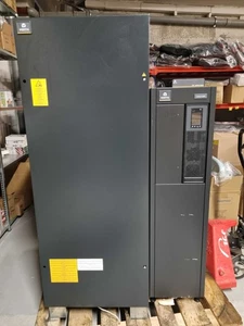 Vertiv Liebert EXS 10kVA UPS + szafka na baterie + adapter LIFE Multi Bus – 3-fazowy - Zdjęcie 1 z 3