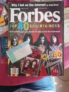 Ace Frehley / Peter Criss Signed Bundle - Picture 1 of 7