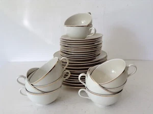 Bavaria F Elfenbein Porzellan Goldrand Teeservice / Kaffeeservice, 10 Personen - Bild 1 von 3