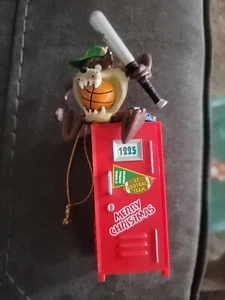 Looney Tunes Ornament Taz Tasmanian Devil Locker 1998 Matrix - Bild 1 von 6