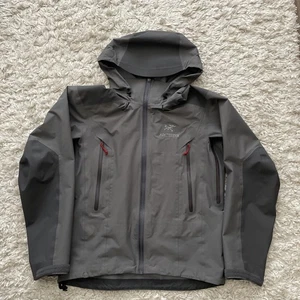 Arc’teryx Beta AR GORE-Tex Men’s Hardshell Gray Size S - Picture 1 of 7