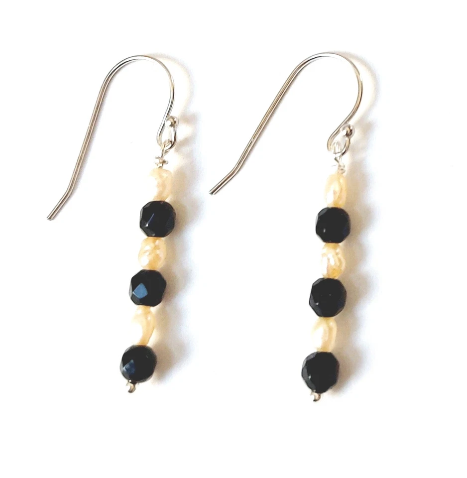 Orecchini pendenti in argento 925 con pietre onice e perle idea regalo natale - Immagine 1 di 4