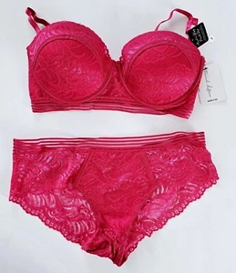 Conjunto de sujetador y bikini French Affair, sujetador push-up de encaje multidireccional French Affair - Imagen 1 de 15