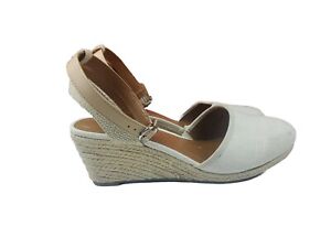 Style & co Women wedge heel Slingback pump Cream 12 ( lot 1070)
