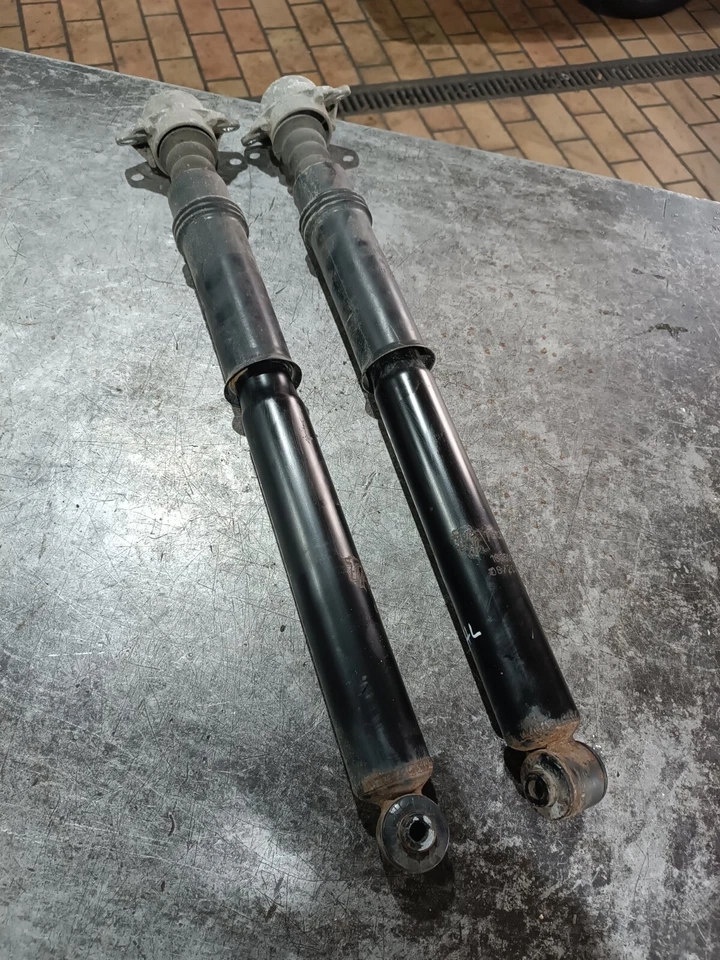 Amortiguadores Posteriores Izquierdo Y Derecho TA Technix Para Citroën C4 Coupé - Imagen 1 de 4