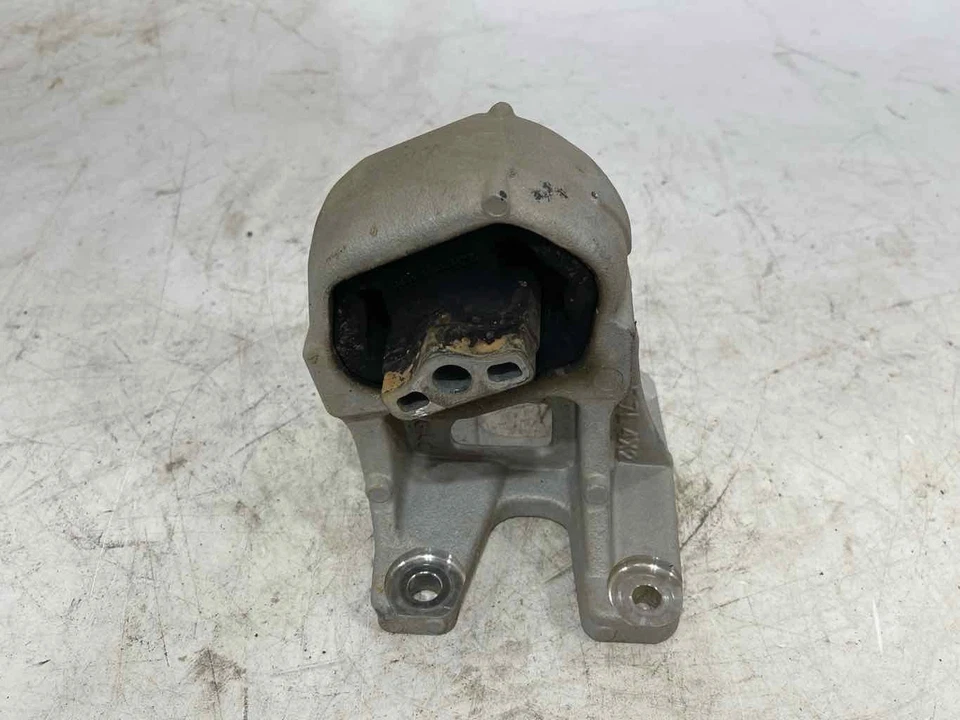 Se adapta a 19-24 Dodge Ram 1500 nuevo estilo 5,7 L 4x2 motor montaje derecho aislador OEM Foto 1 de 4