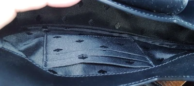 Cartera de hombro Kate Spade Kitty rara nunca usada. Interior y exterior limpios. Foto 1 de 4