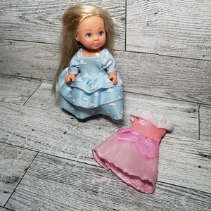 Simba Girl Doll RARE 4.5" JOINTED  Blonde Hair Blue Eyes W/ 2 Dresses Diorama - Picture 1 of 5