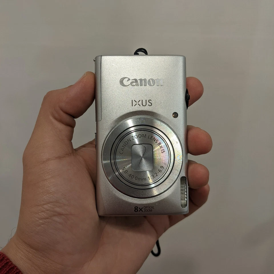 Canon PowerShot ELPH 130 IS / IXUS 140 – 16MP Digital Camera – Gray – Tested - Image 1 of 4