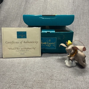 Walt Disney When I See an elephant Fly" Dumbo & Timothy Mouse Ornament 11K412830 - Picture 1 of 11