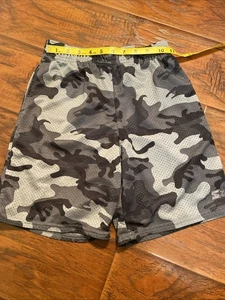 Starters Boys Size 8 Camoflauge Sports Shorts - Picture 1 of 8
