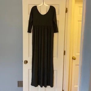 Pinkblush Gray Maternity Maxi Dress Scoop Neck 3/4 Sleeve Plus Size 1XL 1X NWT - Picture 1 of 7