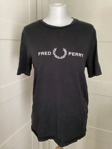 Fred Perry Black Round Neck Short Sleeve T Shirt Size Small - Picture 1 of 1
