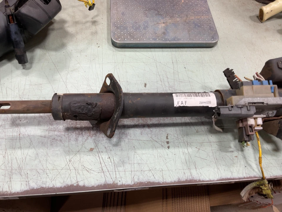 Steering Column CHEVY CAMARO 93 94 95 96 97 98 NO KEY - Image 1 of 2