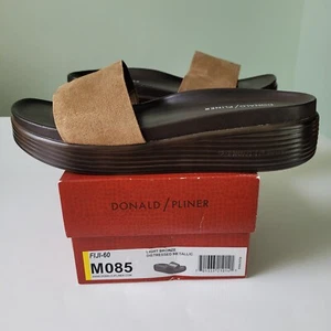 Donald Pliner Fifi Sandals Taupe Metallic Slides Sandals Thong Women's 8.5 w/box - Picture 1 of 7