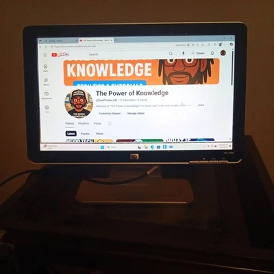 HP W1858 LCD 18.5‑Inch LCD Monitor 16:9 Aspect Ratio Display Energy Efficient  - Image 1 of 4