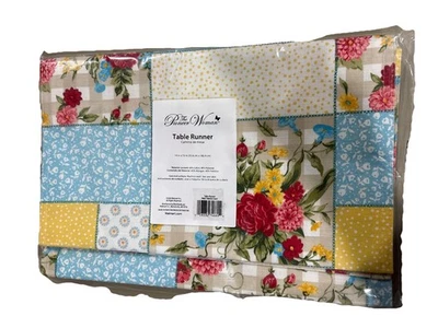PIONEER WOMAN FLOWERS 14"x72"  TABLE RUNNER - Image 1 of 2