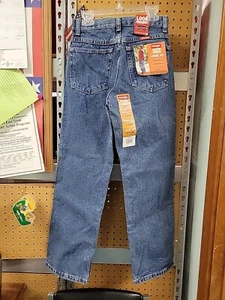 Wrangler Boy’s Med Wash Loose Fit Denim Jeans Size 14 SLIM Adjust fit Waist NEW - Picture 1 of 5