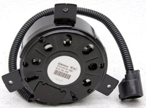Motor ventilador condensador radiador OEM para Hyundai Elantra, Kia Forte 25386-A6100 - Imagen 1 de 4