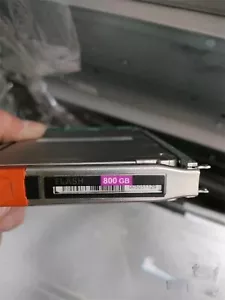 EMC V4-2S6FX-800 2.5“ 800G 005051129 Solid State Drive - Picture 1 of 2