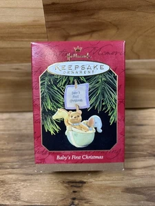 Baby's First Christmas 1997 Hallmark Ornament Velero QX6485 - NUEVO EN CAJA - Imagen 1 de 5