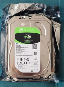 Seagate BarraCuda 8TB SATA 3.5 HDD ST8000DM004 - WCT3ET3E - Photo 1/8