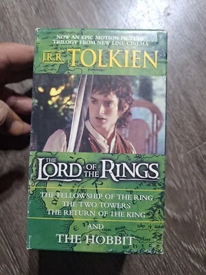 The Lord of the Rings and The Hobbit By J. R. R. Tolkien 4-Book Box Set Foto 1 de 4