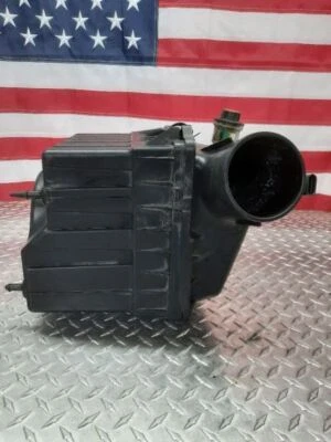 2003-2007 Dodge 3500 Pickup Air Cleaner 5.9L Diesel Used OEM - Image 1 of 4