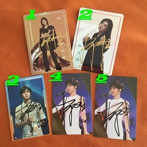 Yisa YU KEWEI Autographed Signed Photo Card Official 3 inches 郁可唯 乘风破浪的姐姐 A - Picture 1 of 3