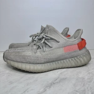 Adidas Yeezy Boost 350 V2 'Tail Light' Size US9.5 EU43 - Picture 1 of 15