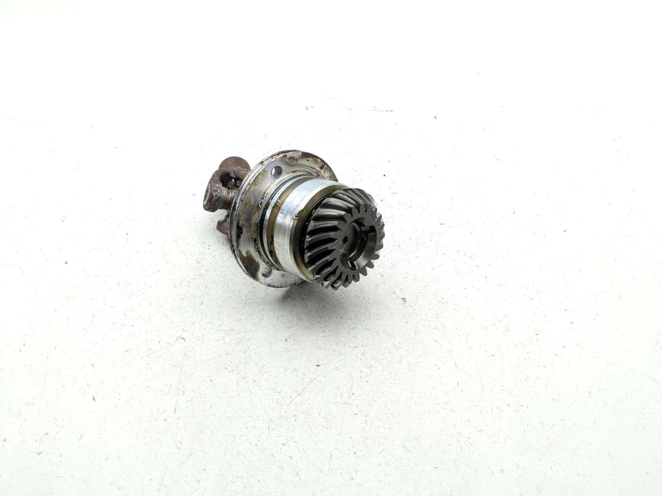 99-13 Yamaha Royal Star Venture XVZ1300 Rear Final Drive Yoke Joint Gear - Image 1 of 4