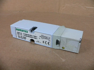Numatics 123Ba4z2ml11b61 Single Solenoid Pilot Valve - Image 1 of 3