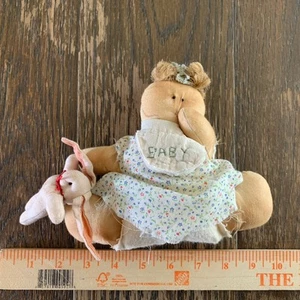 Primitive handgefertigte Stoffpuppe Vintage Volkskunst Baby Hase - Bild 1 von 10