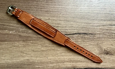 Cinturino orologio trincea esercito militare 16mm vera pelle fatto a mano WW1 WW2 fascia - Immagine 1 di 2