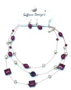 Juego de collares y pendientes de cuentas de alambre rojo de 18-22" de varias hebras Saffora Designs. Nuevo con etiquetas - Imagen 1 de 2